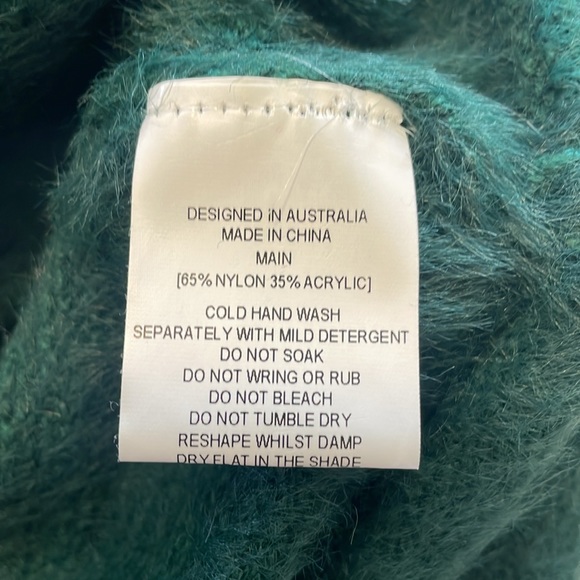 Forest green eyelash sweater - Picture 3 of 4